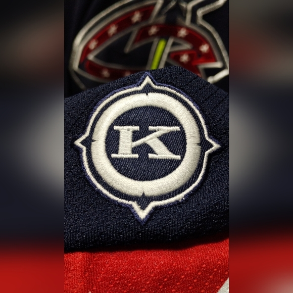 Columbus Blue jackets hockey jersey - Picture 5 of 8